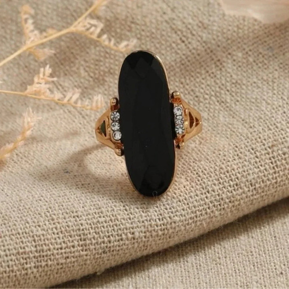 2 LEFT! Gold Black Oval Gemstone Ring - Picture 1 of 3